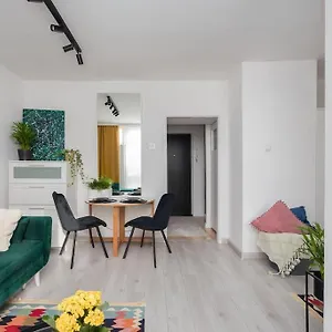 Apartament Specious Center With Park View, Warszawa